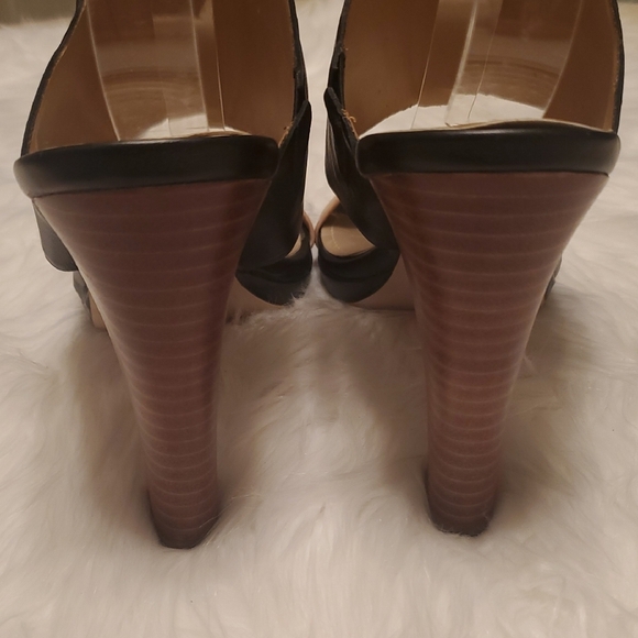 White House Black Market Viola Color Block Cut Out Strappy Heel Sandals Size 10 - Picture 4 of 6